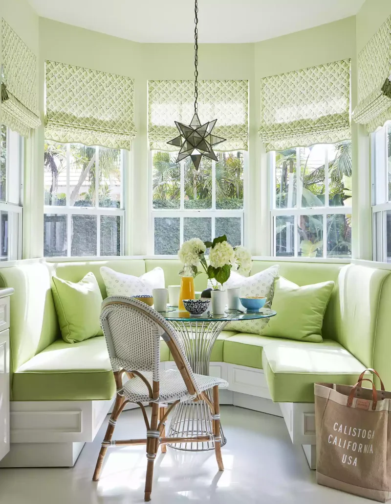 30 Breakfast Nook Ideas to Create Your Inviting Corner 17 Hotel-Inspired Breakfast Nook