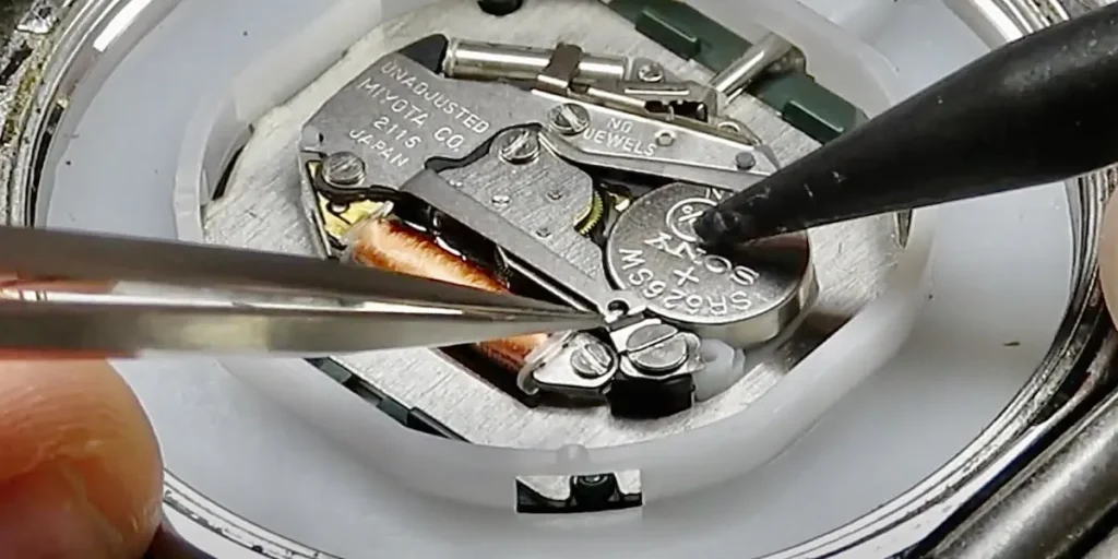 How to Measure the Battery Size for Your Seiko Quartz Watch
