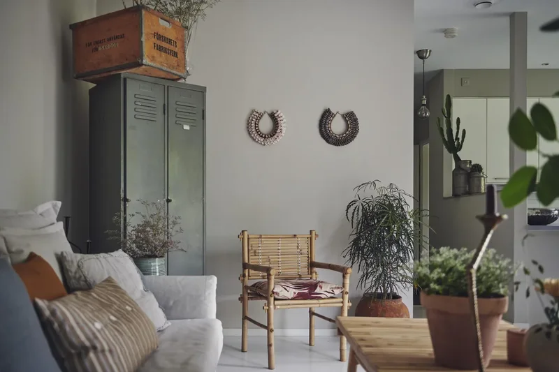 Creating Your Coziest Scandi Living Room This Winter 2 Incorporate Vintage Accents