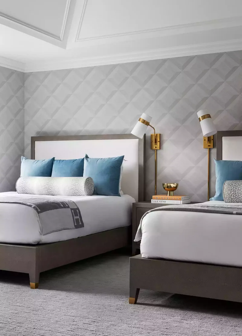 Install Gray and White Wallpaper