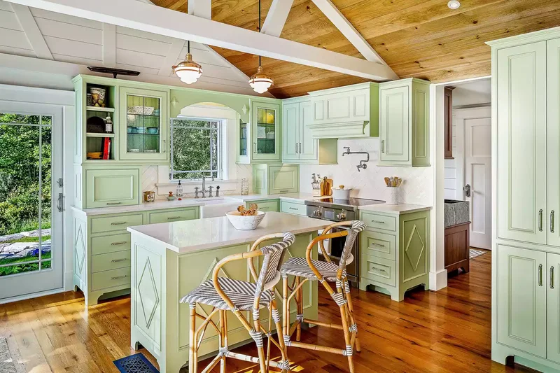 33 Kitchen Island Seating Ideas to Simplify Hectic Mornings 26 Inward-Facing Island Stools