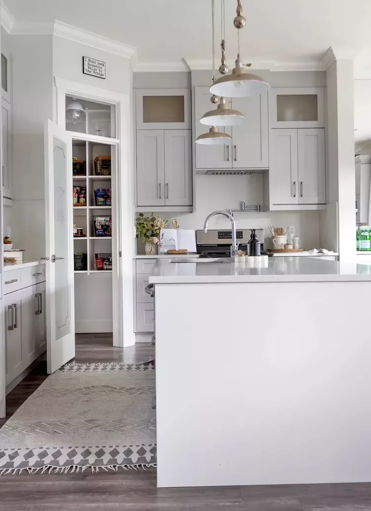 Keep the Floor Clear