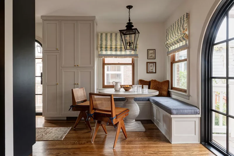 12 Designer Layout Tips to Make Dining Rooms Bigger & Brighter 7 L-Shaped Dining Corner