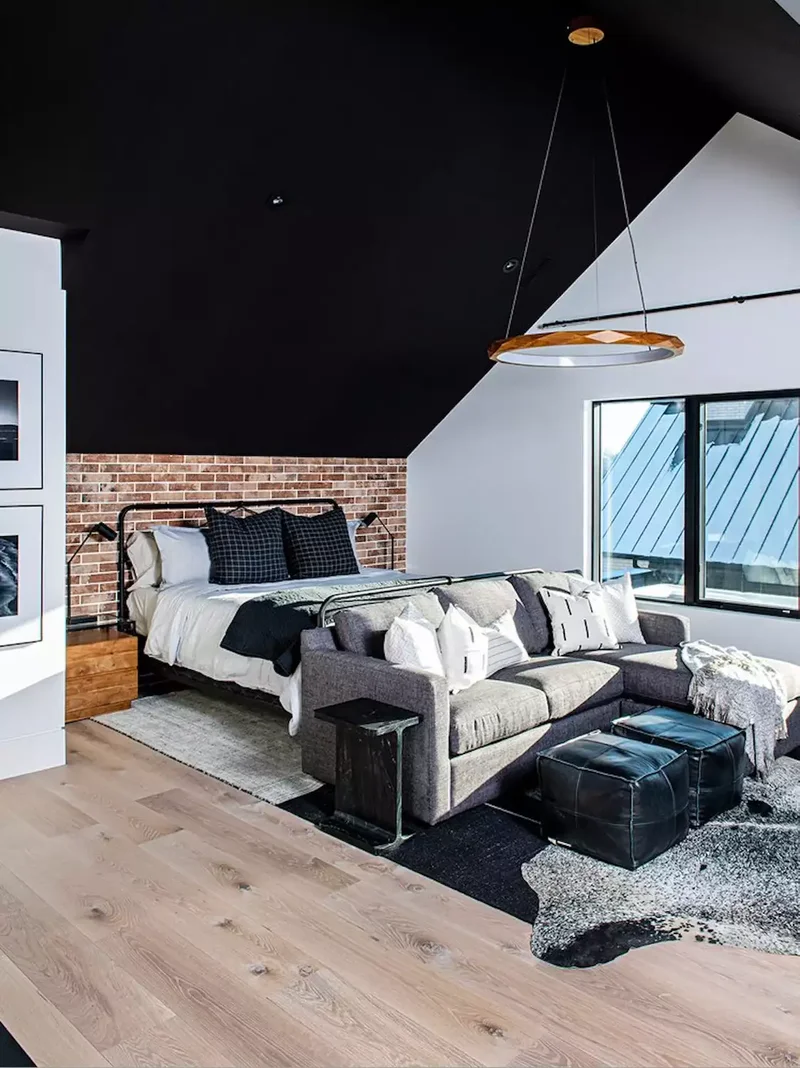 25 Beautiful Flooring Options Perfect for Every Room 15 Laminate