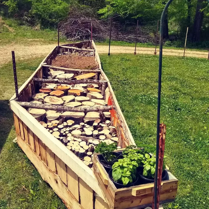 32 Creative Raised Garden Bed Ideas for Your Outdoor Space 25 Lasagna Garden Raised Beds