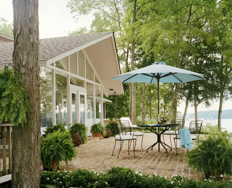 66 Beautiful Patio Landscaping Ideas for Your Outdoor Space 40 Lay a Brick Patio