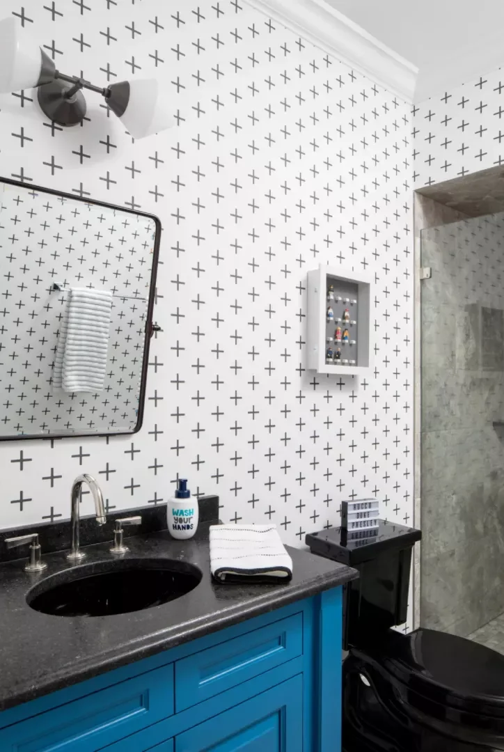 Lego-Themed Bathroom Decor