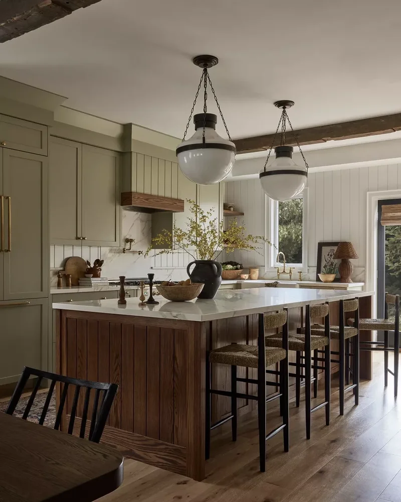 Let Historical Elements Show