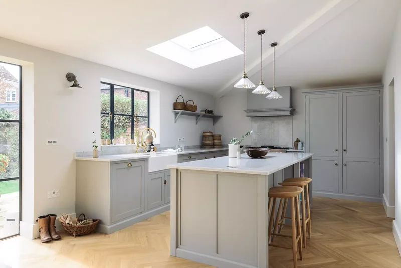 42 Stylish Gray Kitchen Design Ideas for a Sleek Look 29 Light and Medium Gray