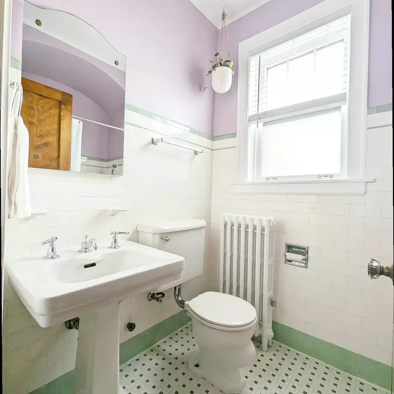 42 Beautiful Purple Bathroom Designs From Soft to Bold 22 Lilac and Mint Green