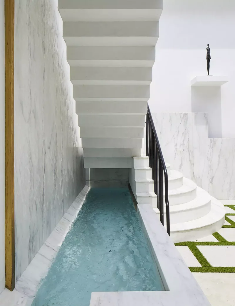 Limestone and Grass Patio