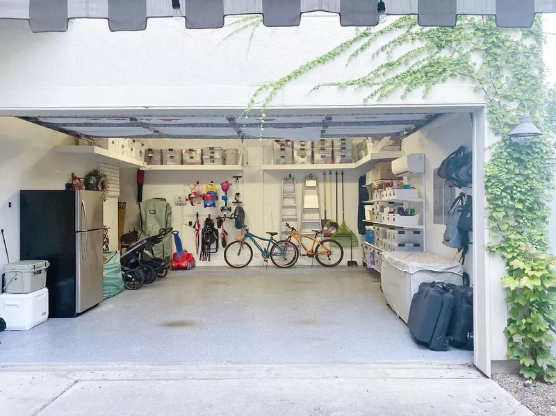 Linear Ceiling Light