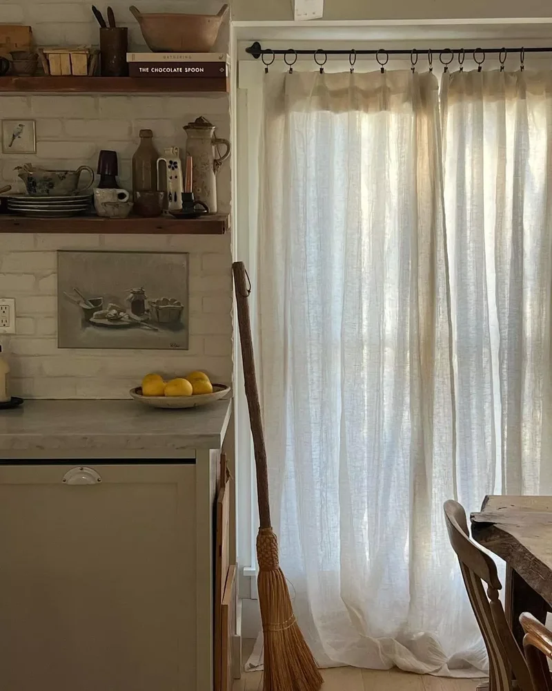 Linen Window Treatments in Farmhouse Kitchen