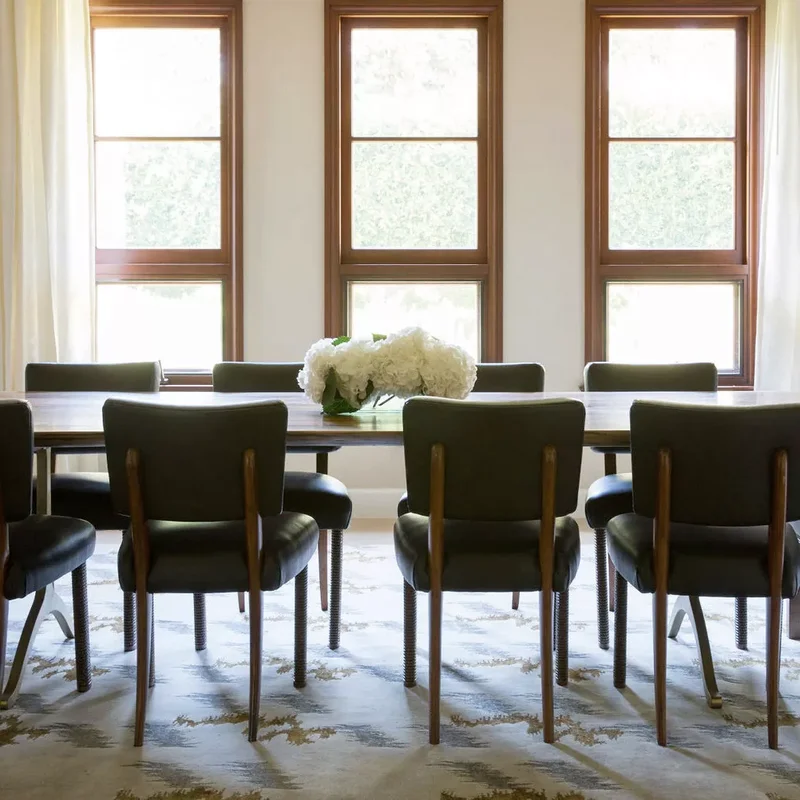 43 Stunning Dining Table Centerpiece Ideas for Every Season 12 Low-Cut Flowers