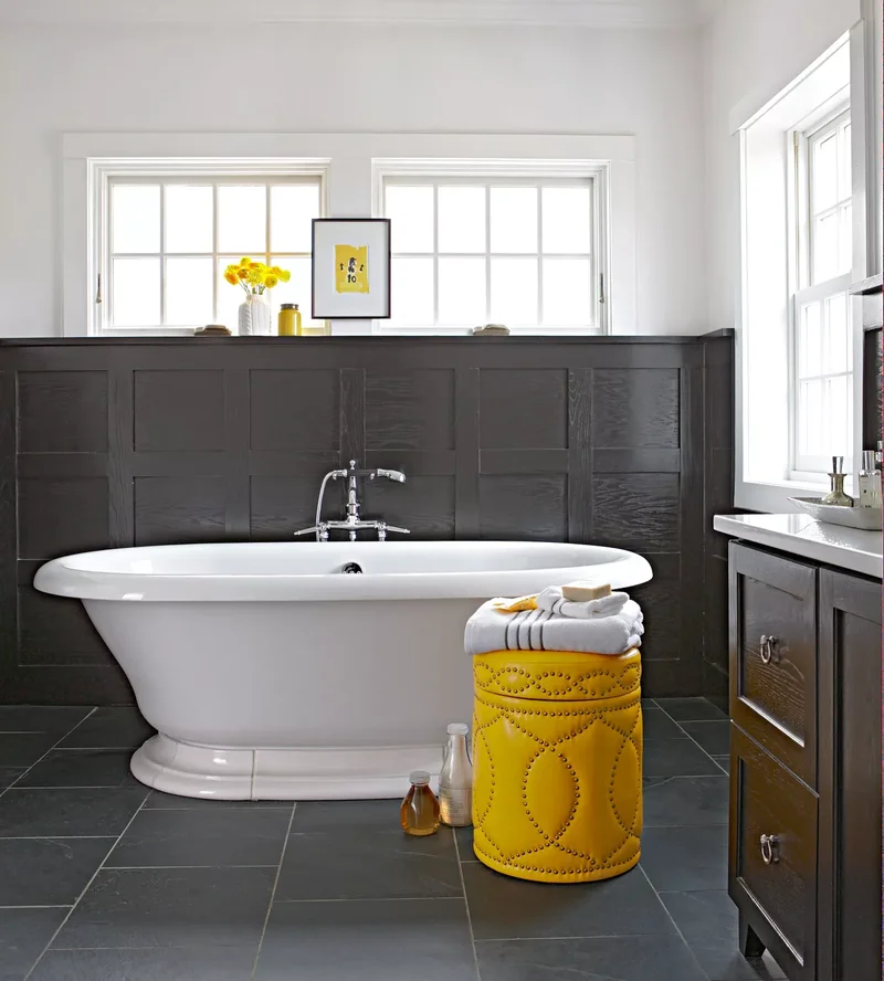 31 Stunning Black and White Bathroom Design Ideas 28 Luxe Bathroom Touches