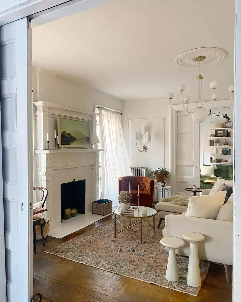 25 Beautiful Vintage Living Room Ideas for Your Home 8 Luxe Lighting