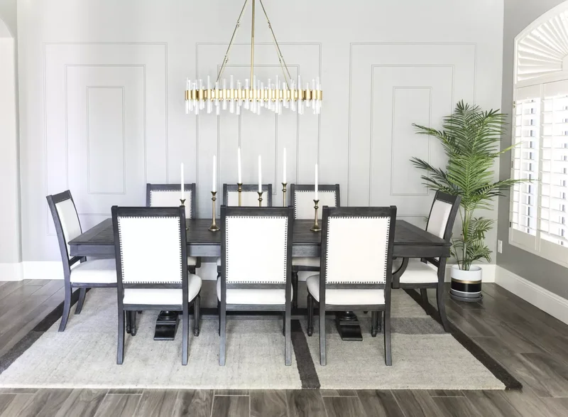 21 Accent Wall Ideas for Dining Rooms That Wow Your Guests 20 Make It Classic with Paint