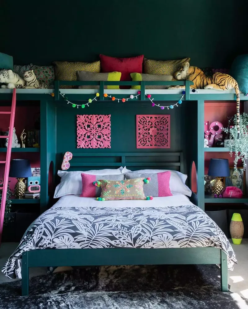 32 Stunning and Striking Teal Bedroom Design Inspirations 32 Make It Loud