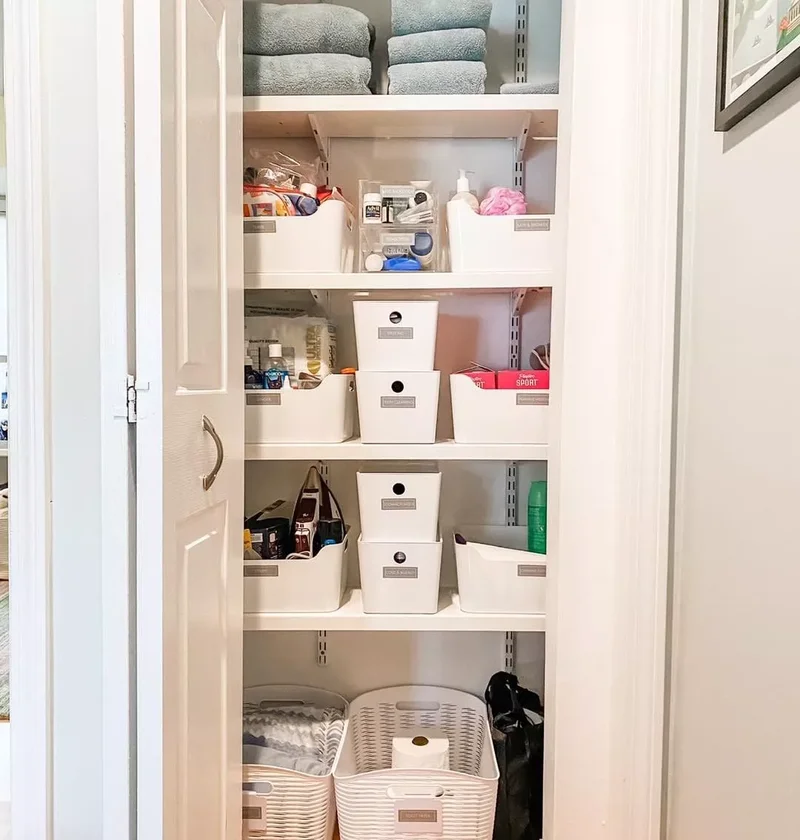 24 Smart Ways to Organize Your Bathroom Closet Beautifully 19 Make It Yours