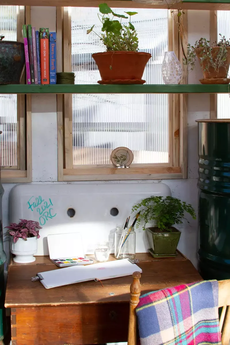 Make Room for a Desk Nook