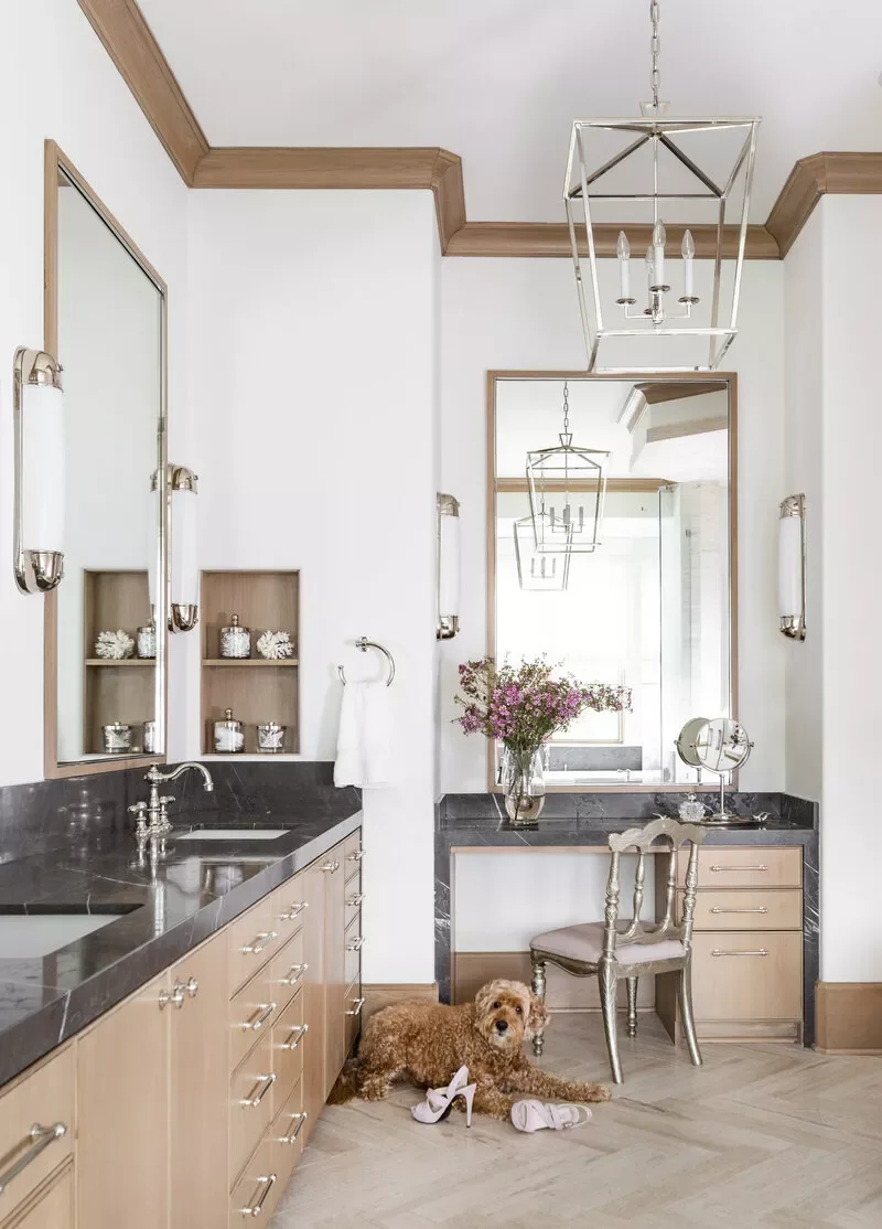 Make-Up Vanity Niche