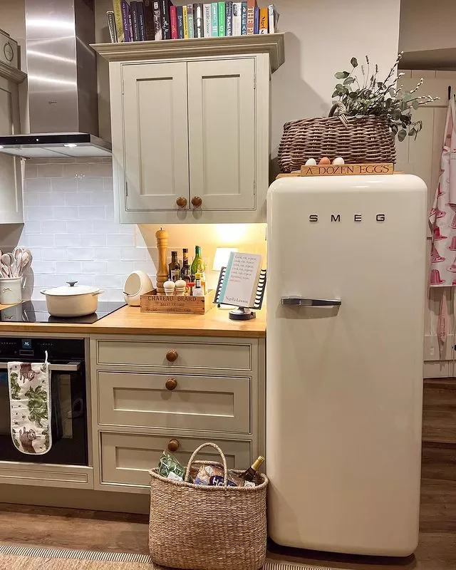 30 Charming Cottagecore Kitchen Ideas for Your Cozy Home 2 Make Use of Baskets