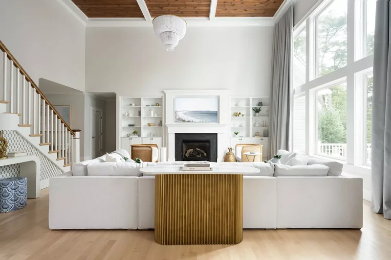 35 Spacious Living Room Ideas That Will Wow Your Guests 4 Make Use of Sofa Tables