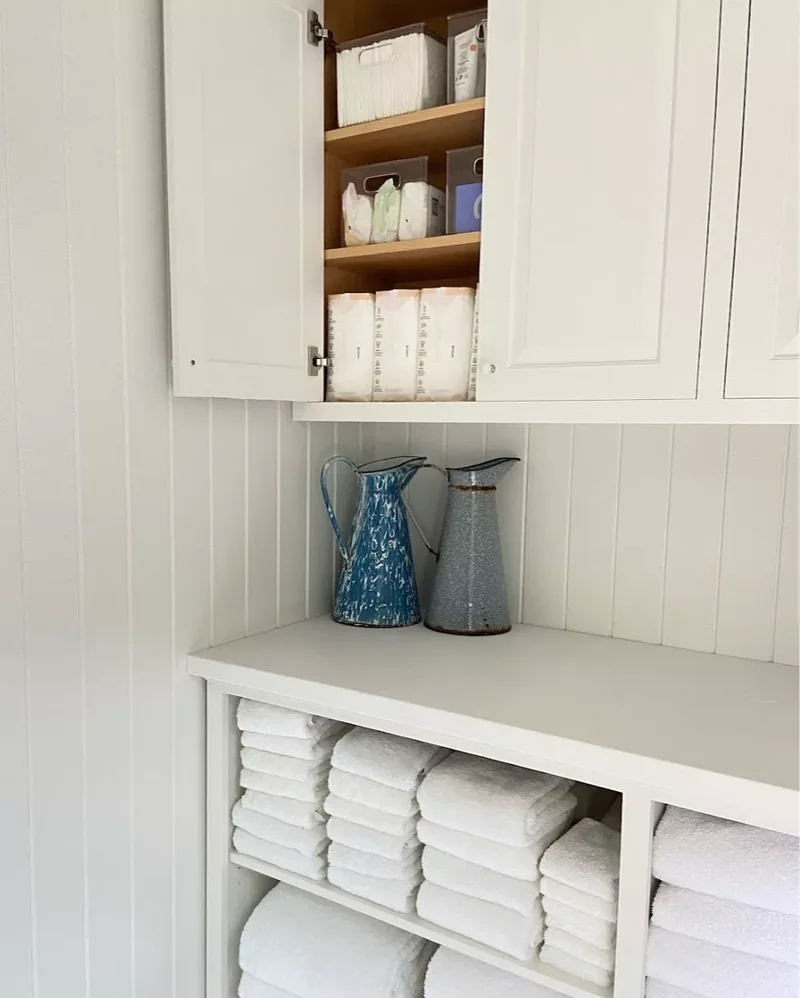32 Clever and Beautiful Towel Storage Solutions 26 Make Your Towels Match