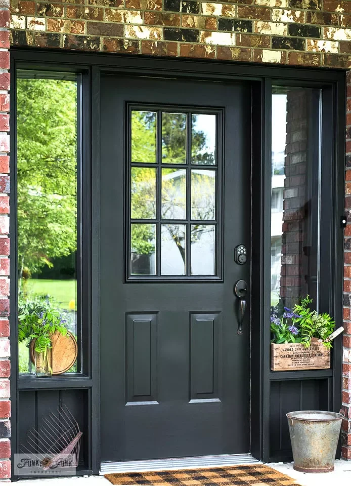 Make a Black Door Nice and Sweet With Flowers