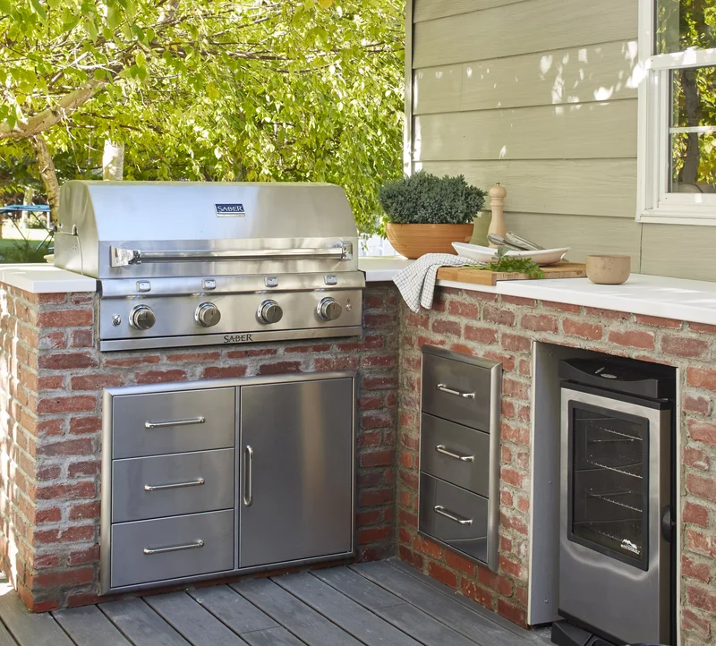 15 Backyard Grill Ideas for Your Summer Entertaining Space 11 Make the Best Use of Small Spaces