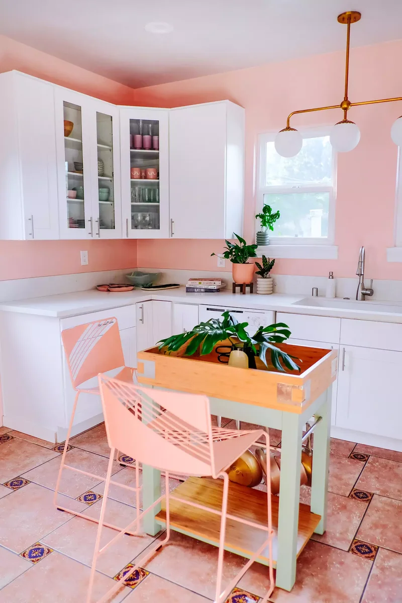 33 Kitchen Island Seating Ideas to Simplify Hectic Mornings 16 Makeshift Kitchen Island