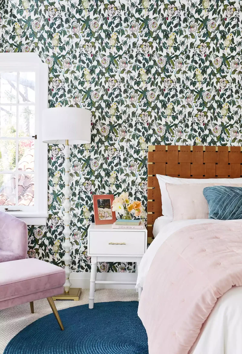 25 Eclectic Bedroom Ideas That Express Your Unique Style 8 Match Pattern Colors