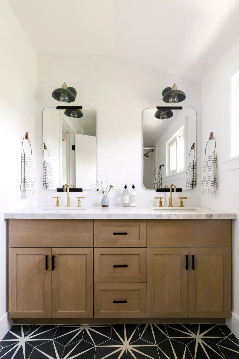 43 Bathroom Storage Solutions for More Space and Style 1 Maximize Every Inch