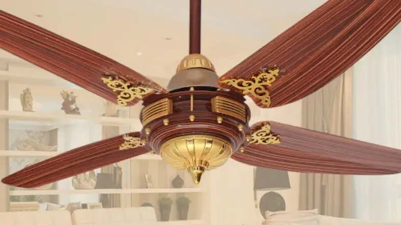 Measuring The Size Of A Four-Blade Ceiling Fan
