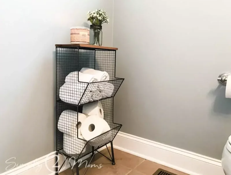15 Creative Toilet Paper Storage Ideas for Your Bathroom 5 Mesh Method