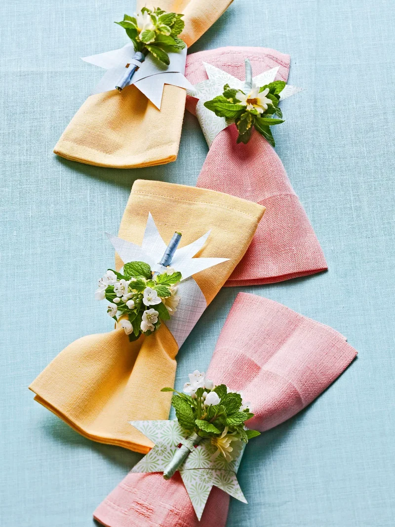 42 Easter Centerpiece Ideas and Table Decor for Spring 30 Mini-Bouquet Napkin Rings