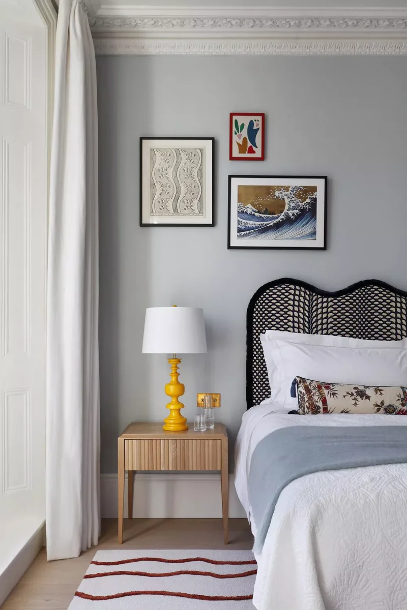 66 Creative Ways to Decorate Above Your Bed Beautifully 21 Mini Gallery Wall