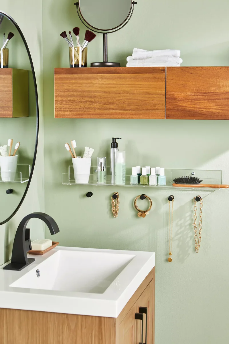 51 Stunning and Inspired Bathroom Wall Decoration Ideas 22 Minimalist Bathroom Wall Storage