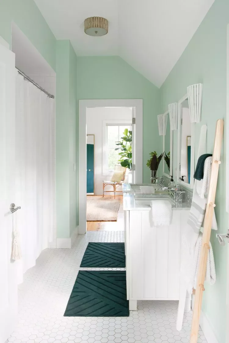 30 Designer-Favorite Bathroom Paint Shades That Never Fail 30 Mint Green