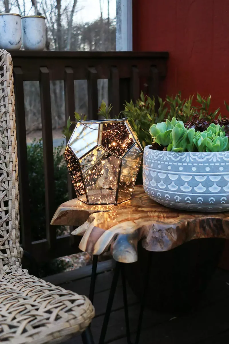 Mirrored Solar Lantern