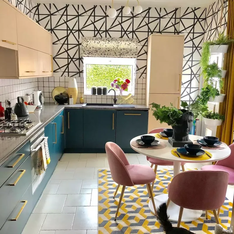 Mix Colors and Patterns