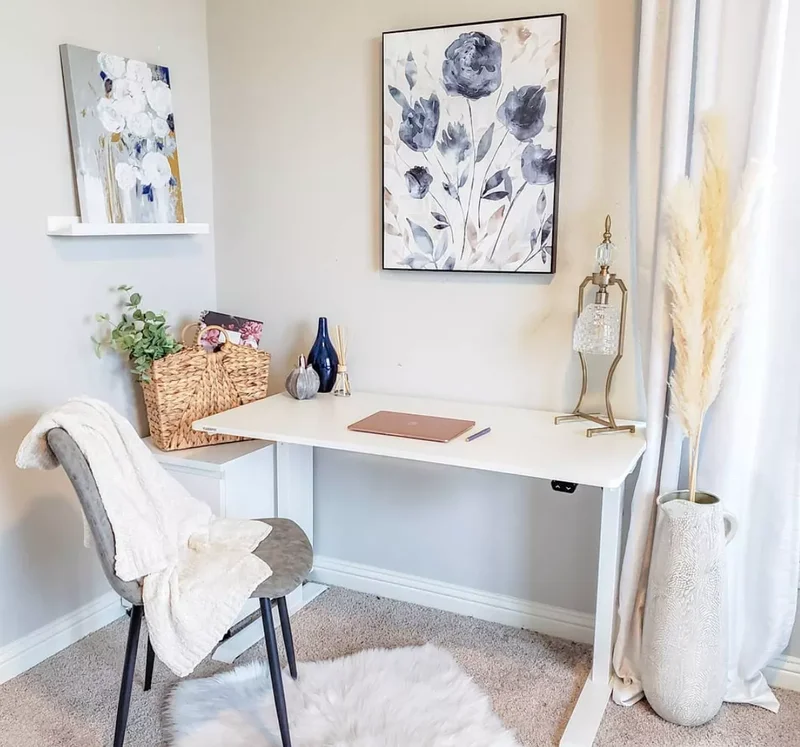 15 Desk Styling Ideas to Express Your Personal Design Style 1 Mix Old and New