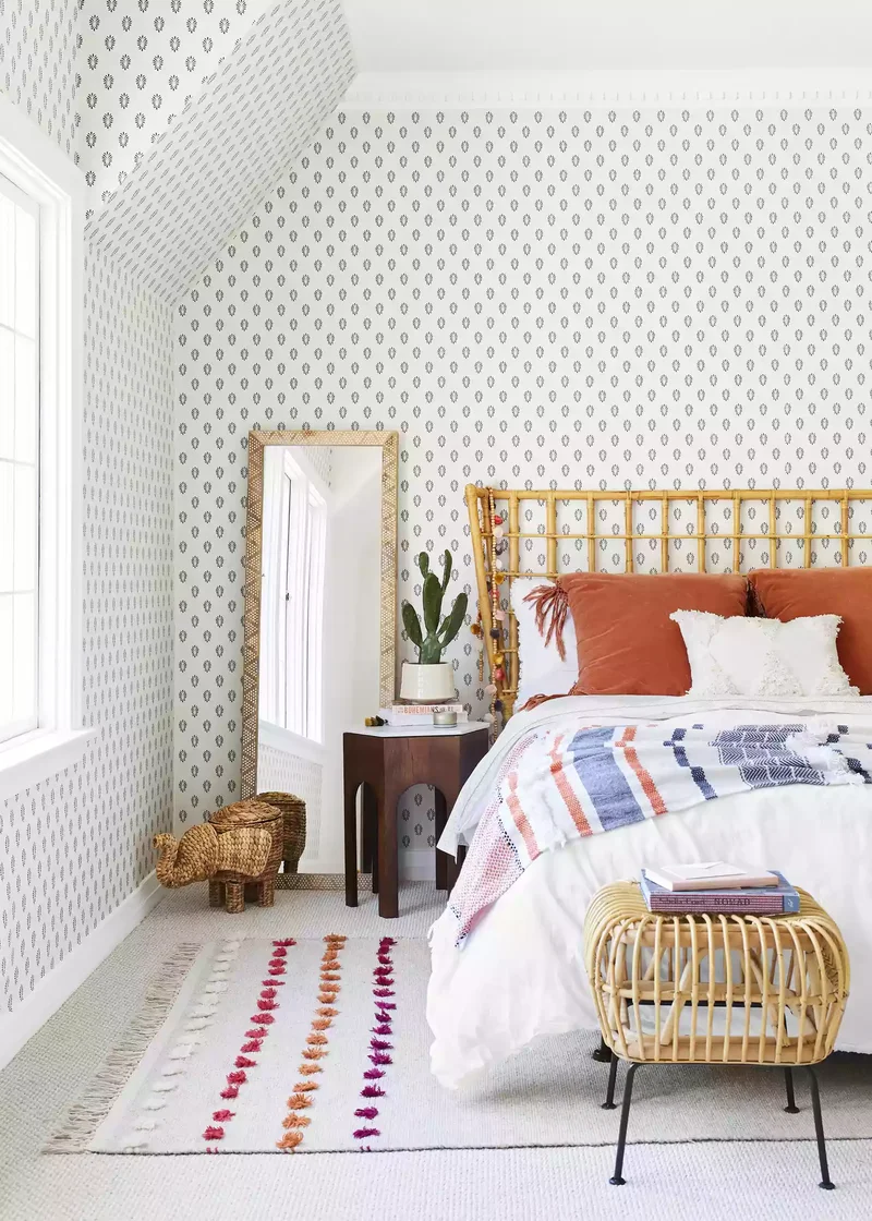 25 Eclectic Bedroom Ideas That Express Your Unique Style 16 Mix Patterns