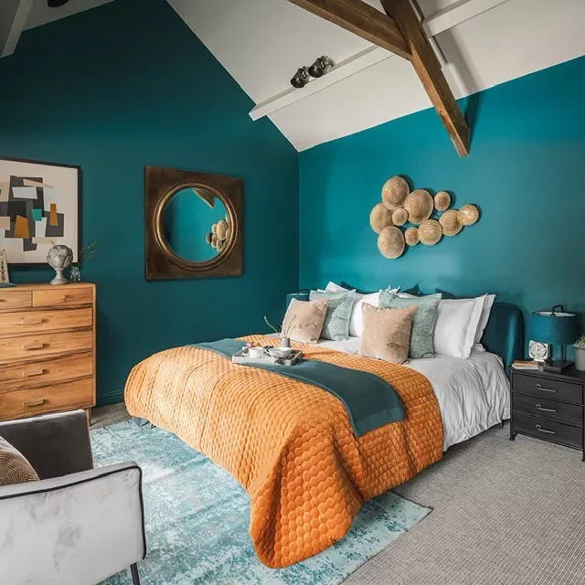 32 Stunning and Striking Teal Bedroom Design Inspirations 30 Mix Together Teal and Orange