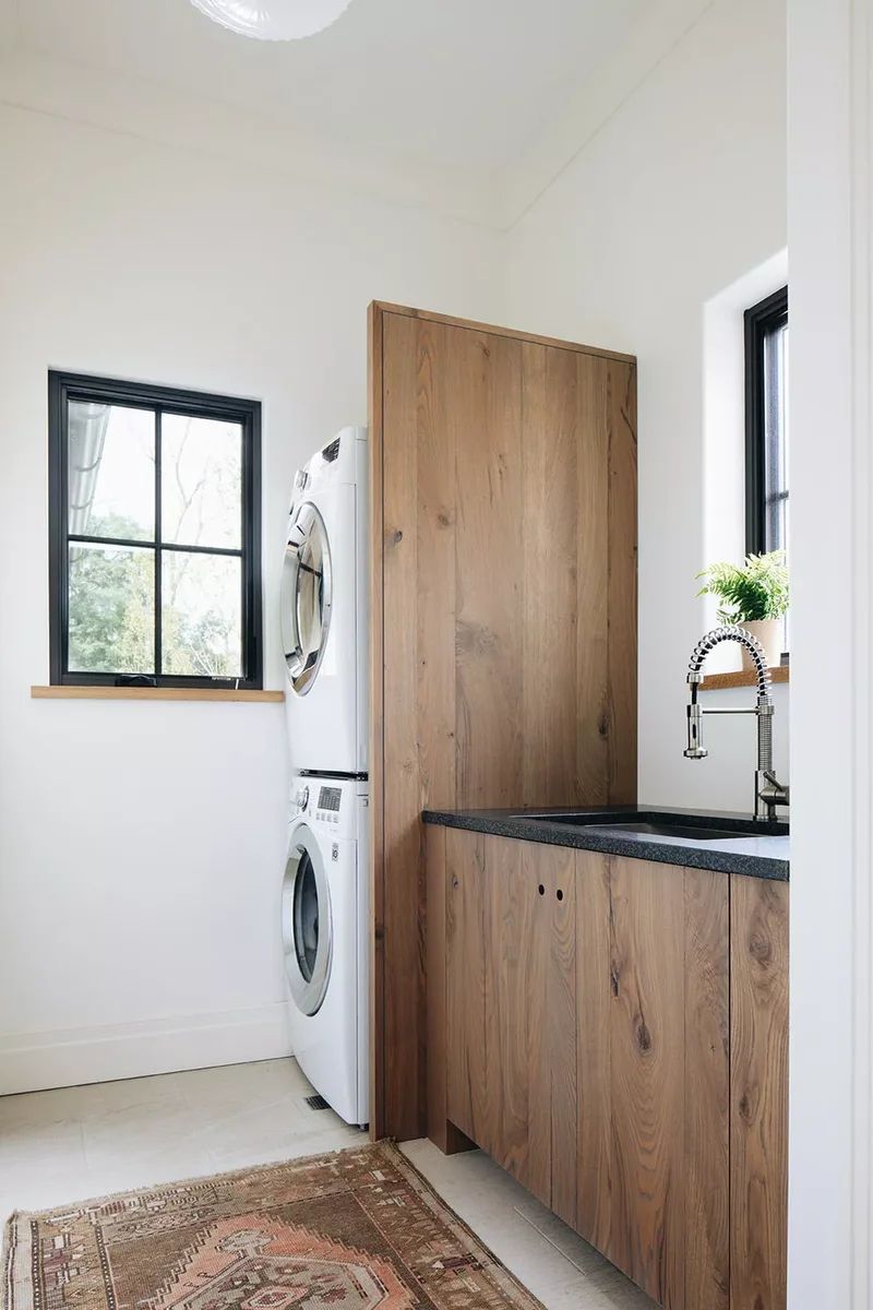 57 Laundry Room Ideas That Make Chores More Enjoyable 34 Mix Wood and Stone