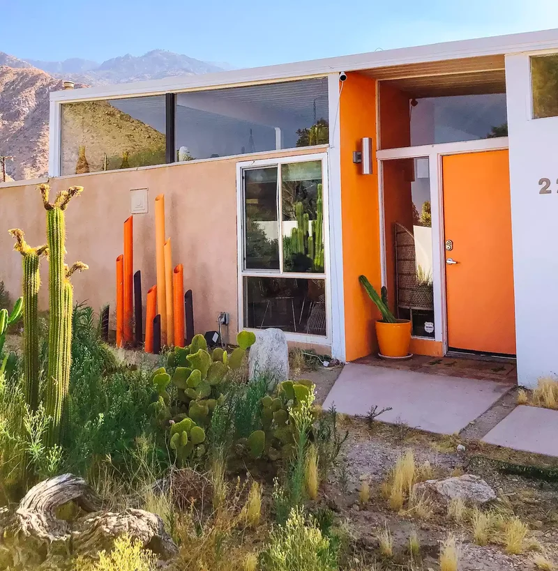82 Stunning Front Yard Landscaping Ideas to Try This Spring 81 Modern Desert Brights