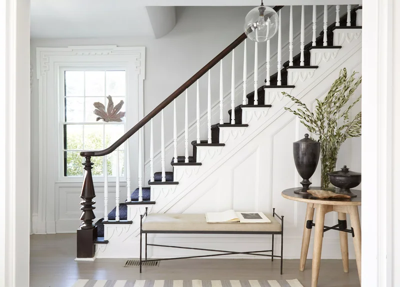 Modern Entryway Decor