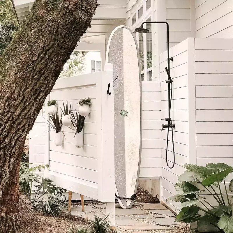 34 Beautiful Outdoor Shower Ideas for Backyards & Beach 8 Modern Farmhouse Outdoor Shower
