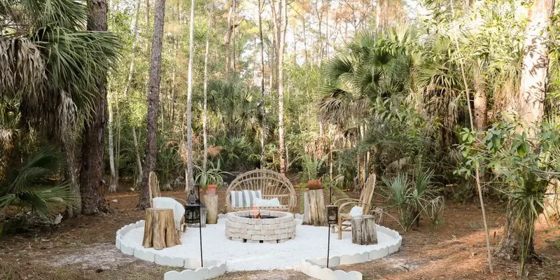 20 Brick Fire Pit Designs, From Rustic to Modern Styles 19 Modern Rustic Fire Pit