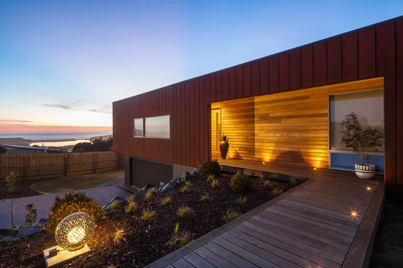 Modern Statement Light